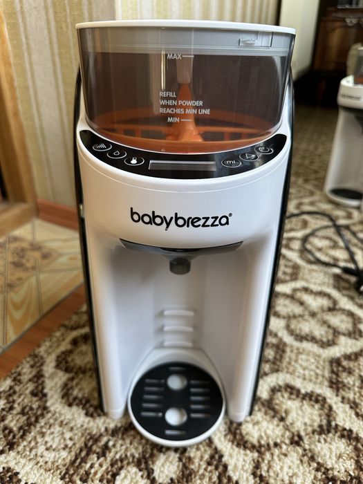 Продається Babybrezza для приготування дитячої суміші