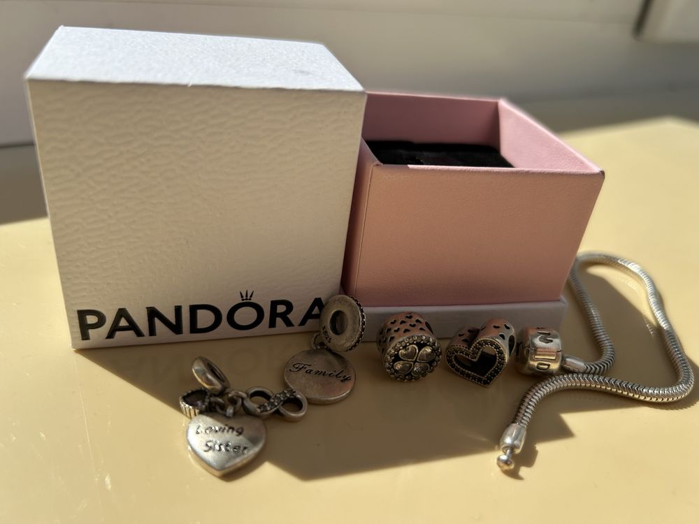 Браслет Pandora пандора з шармиками