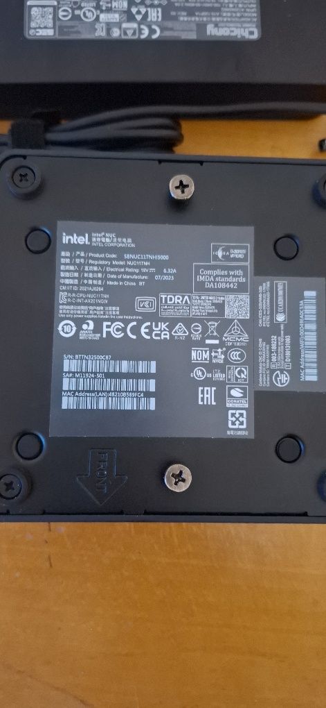Mini PC Intel NUC11TNHi5000 – jak nowy!