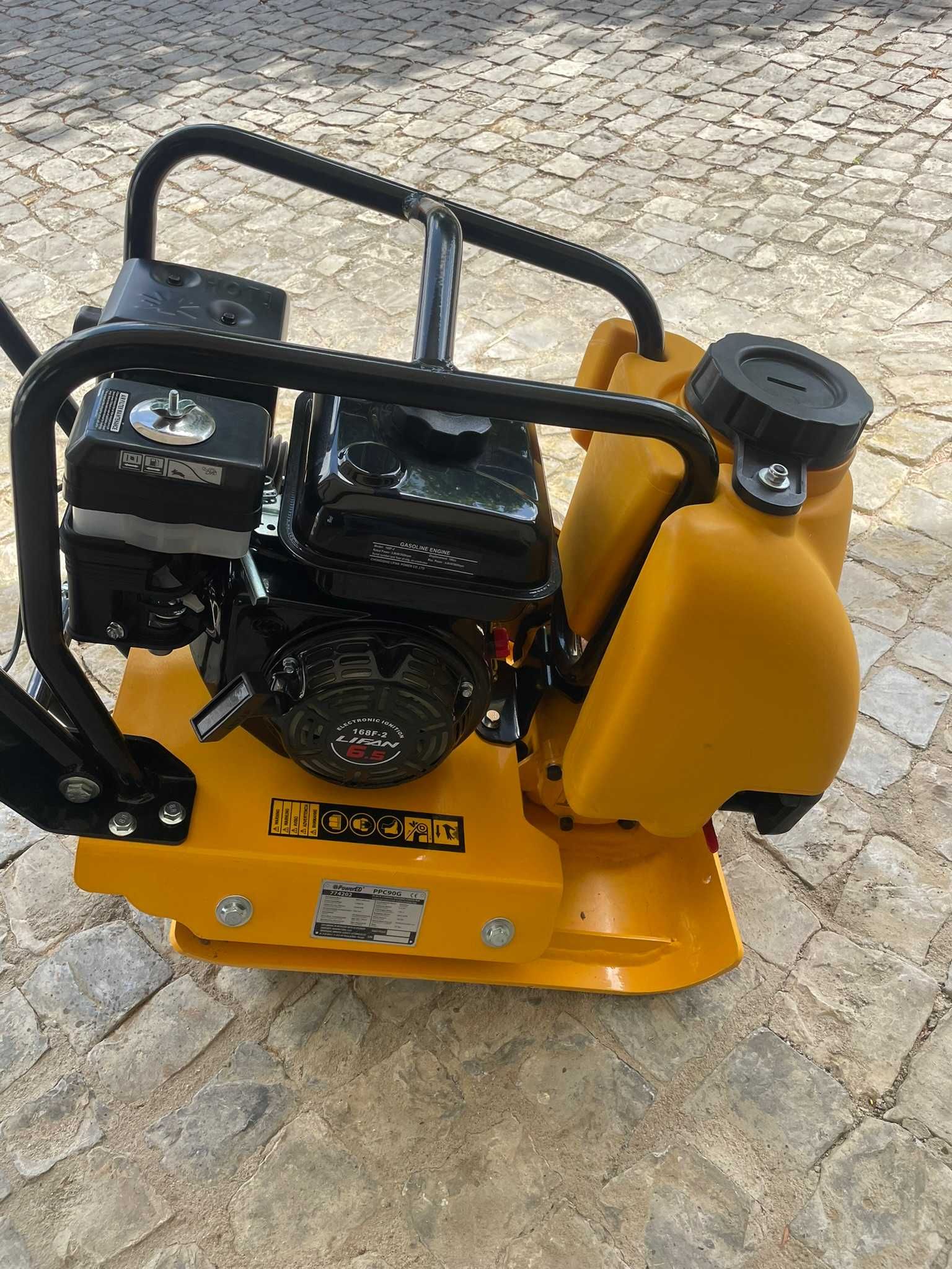 POWER-ED Placa compactadora  PPC90G