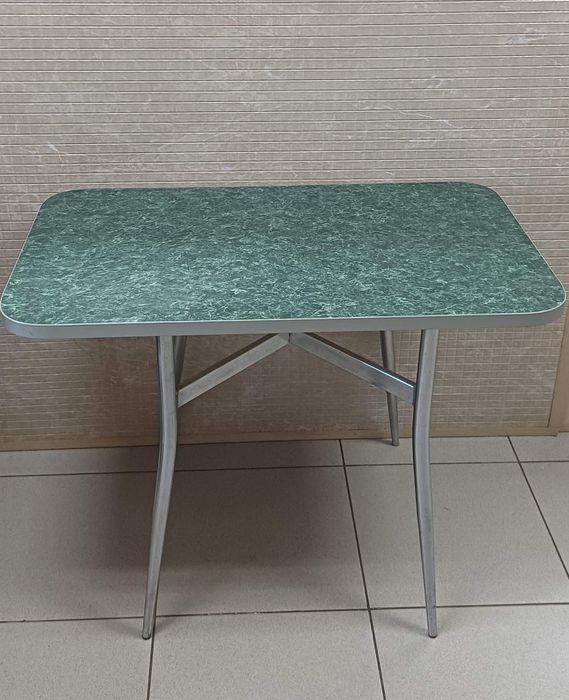 Стіл кухонний б/у