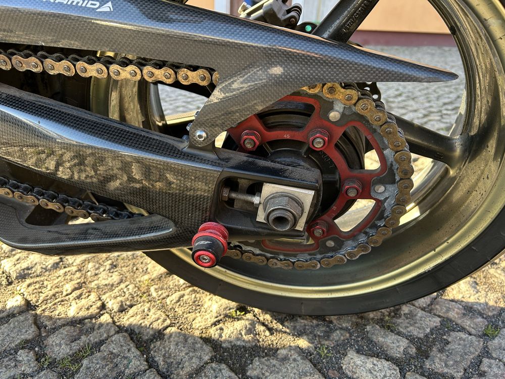 Yamaha R1 RN12 2006r CARBON TOCE