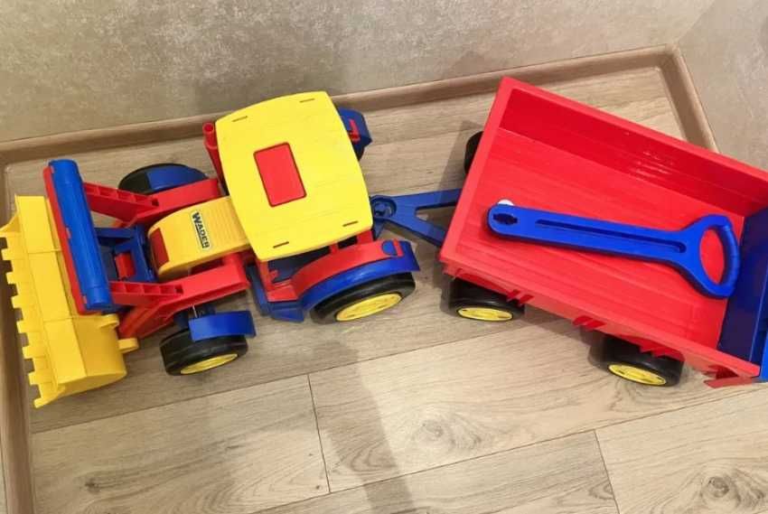 Трактор гігант з причепом і ковшем від бренду wader супер якість