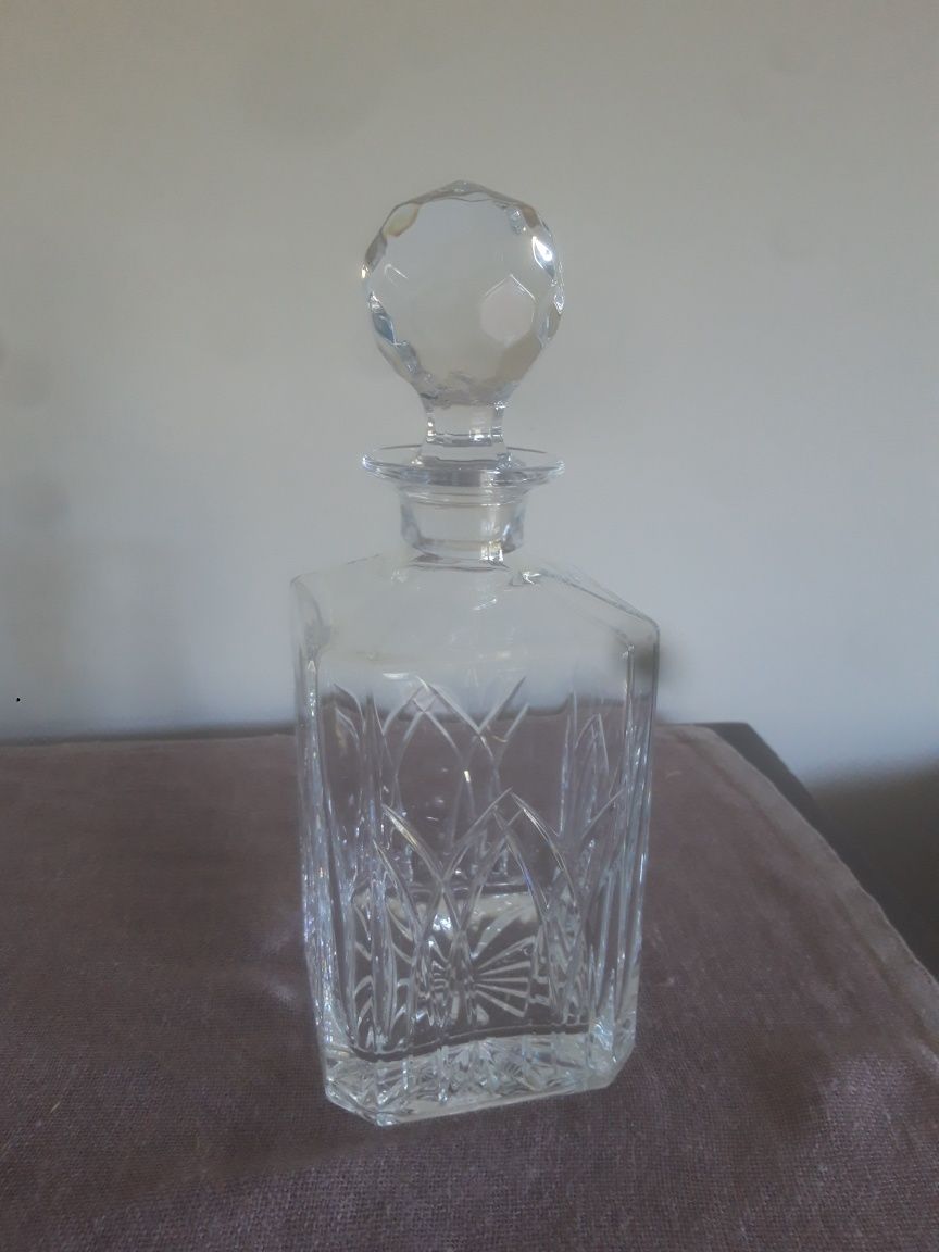 Garrafa Royal Crystal Atlantis com etiqueta
