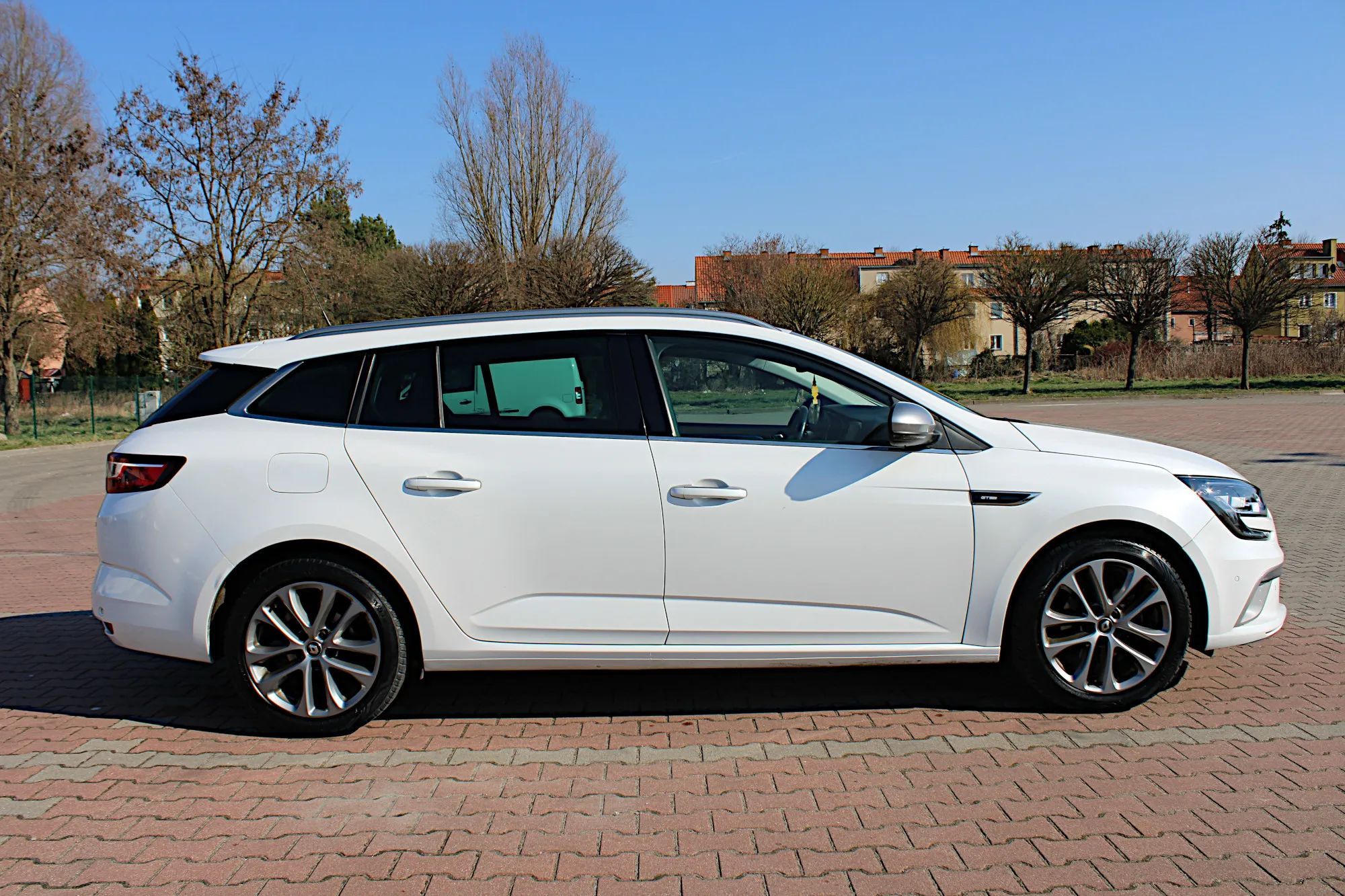 Renault Megane Alu Klimatronik Navi GT Line Blis Kamera świeżo sprowadzna