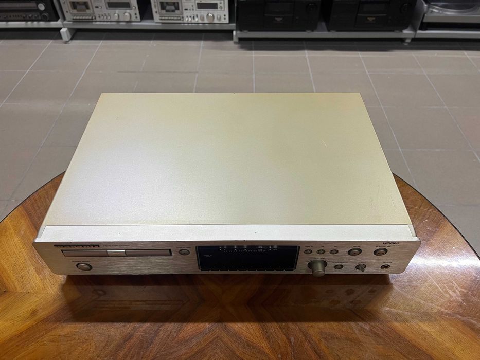 Odtwarzacz płyt CD Marantz CD7300 Audio Room