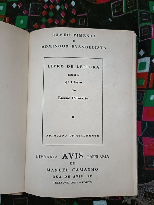 Livro de leitura antigo