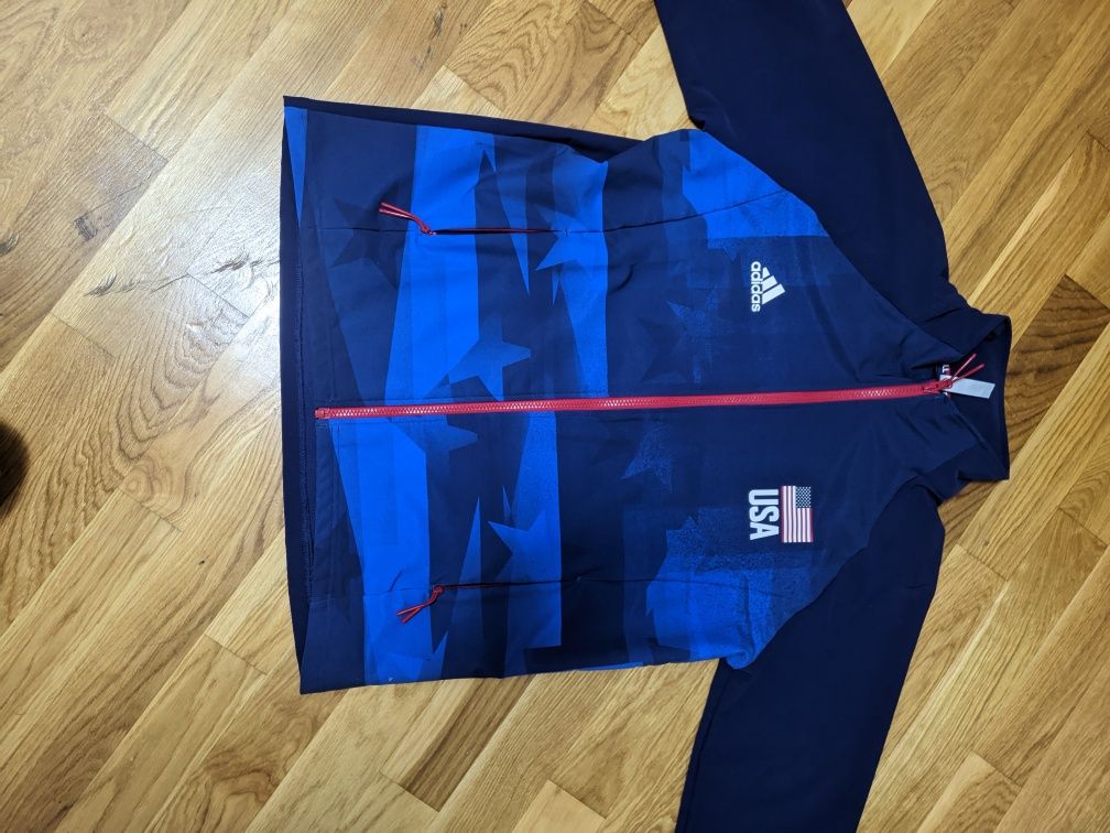 Продам олімпійку Adidas.