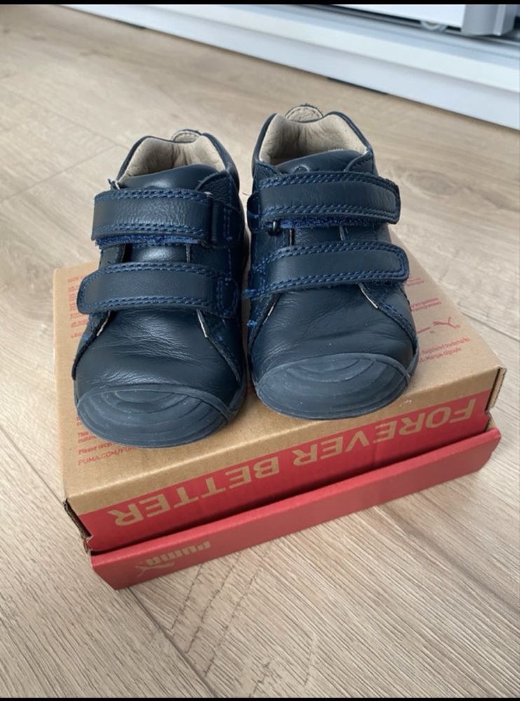 Buty dla niemowlaka