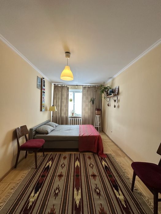 Квартира біля Варшавського ринку