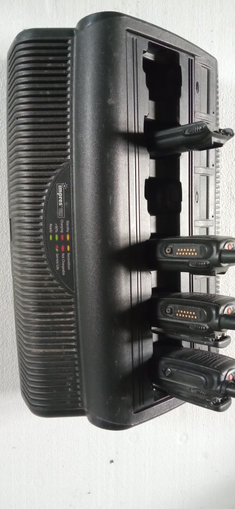 Motorola GP340 3szt plus stacja ładowania