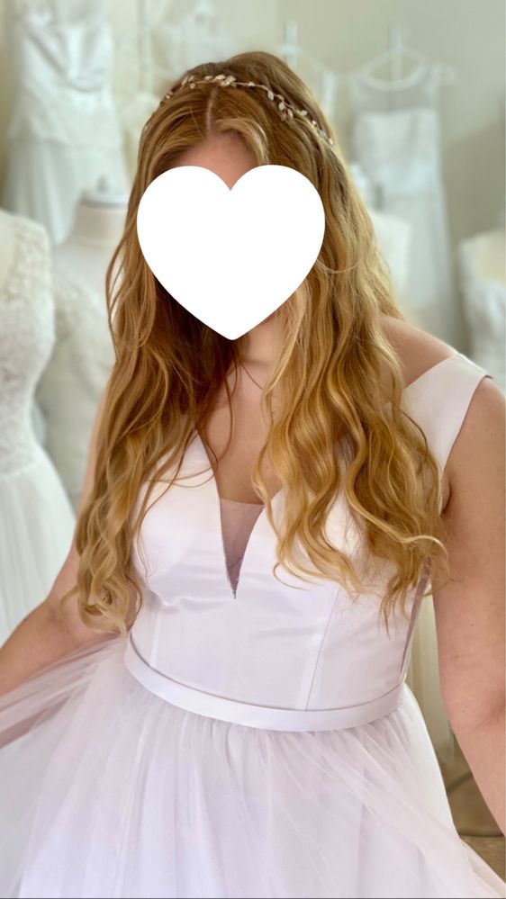 Biała, klasyczna suknia ślubna, tiul  L / XL 178cm i mniej