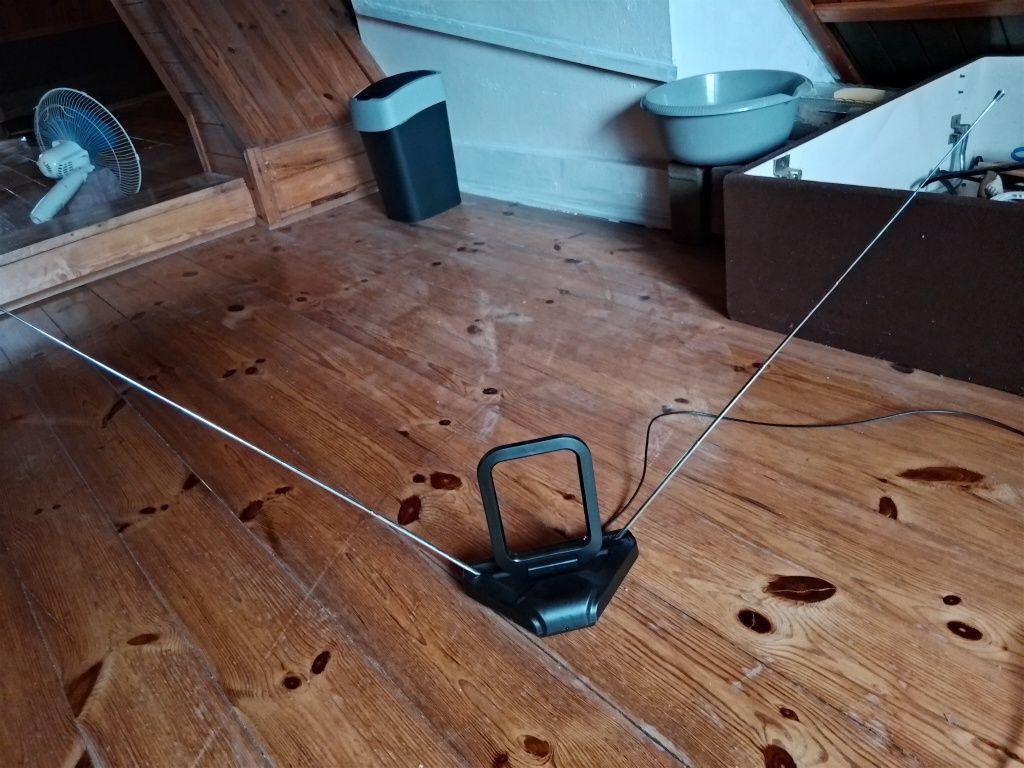 Antena pokojowa DVB-T2