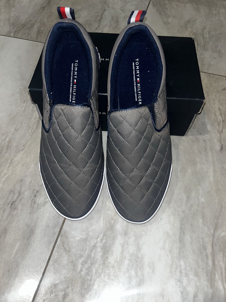 Оригінальні сліпони Tommy Hilfiger