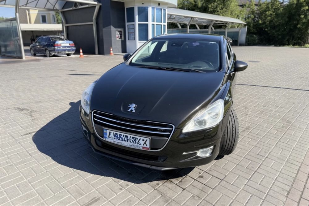 Автомобіль Peugeot 508 2012