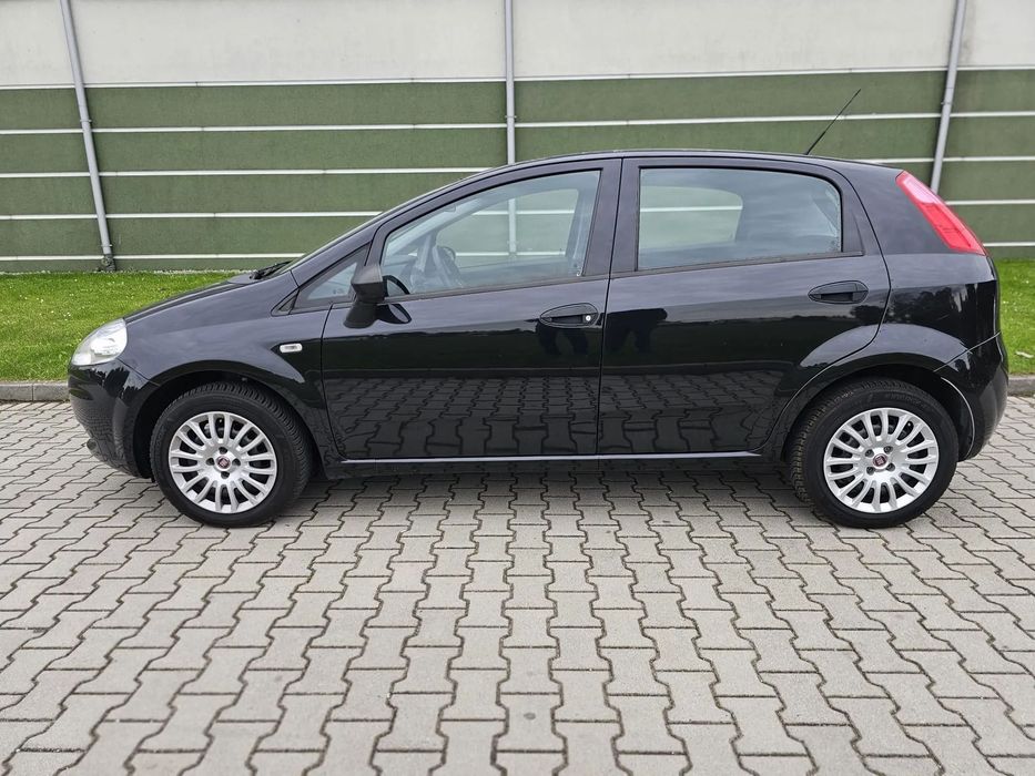 Fiat Punto Auto igła jak Salon.