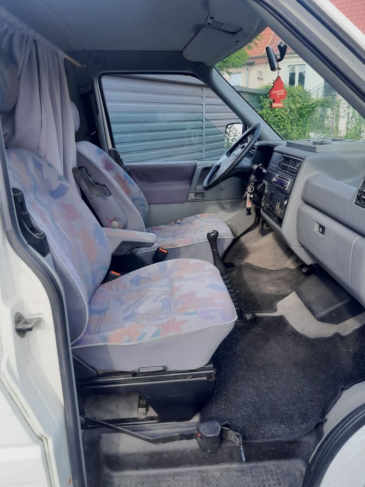 VW Multivan 2.4 D kamper 1993r