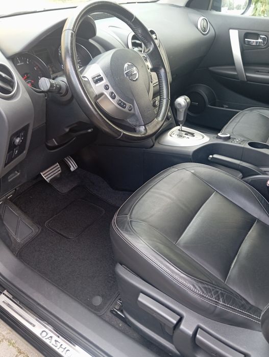Nissan Qashqai 2.0dci 4x4 automat klima navi alu panorama skóra