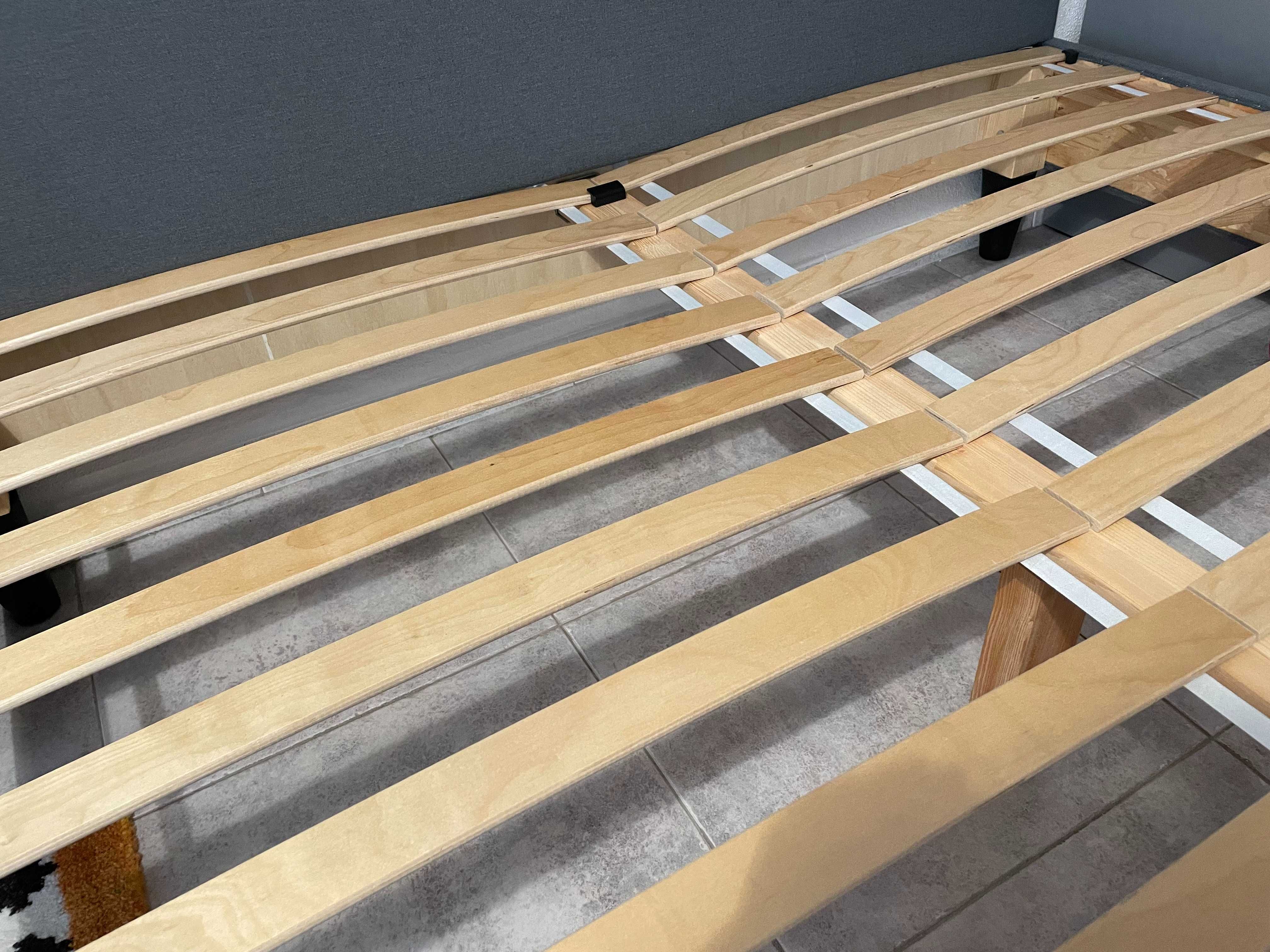 Cama casal IKEA com colchão 160 cm