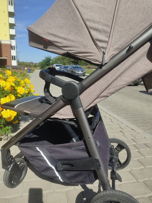 Прогулянкова коляска carello bravo