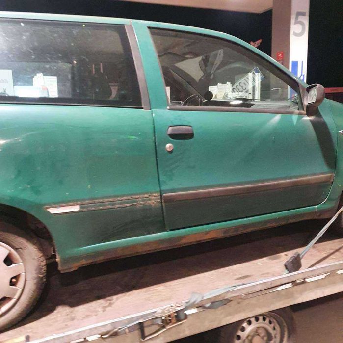 Fiat Punto I 1.1 benzyna 8V kolor zielony niemetalik 312/B na części