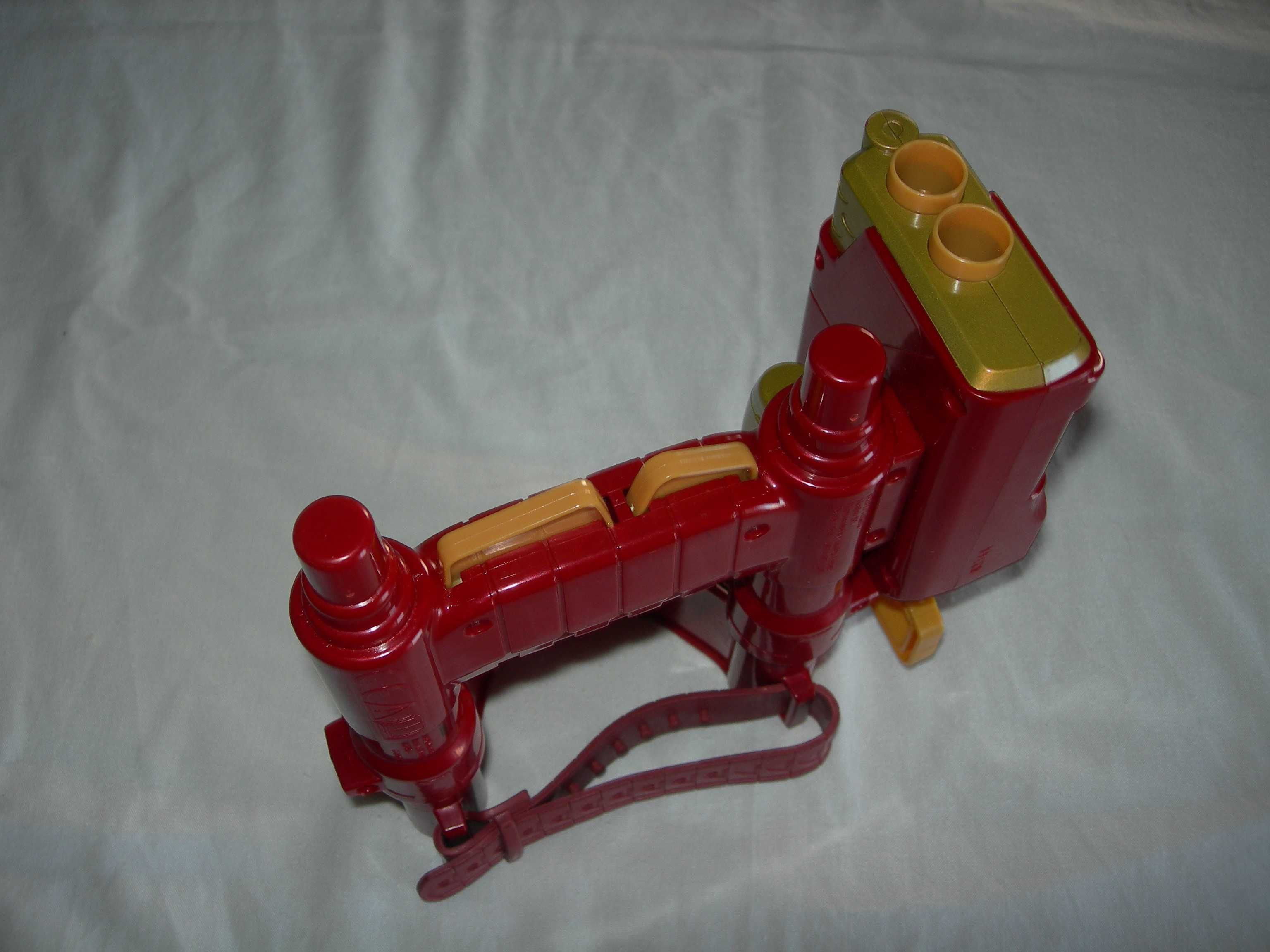 Brinquedo Homem de ferro.