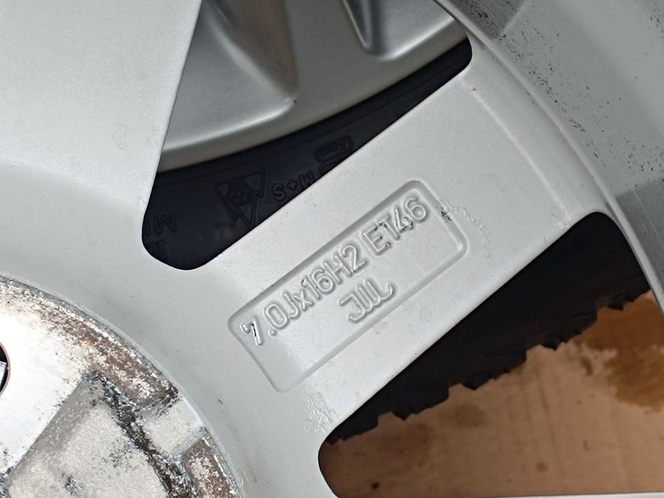 Felgi Aluminiowe Audi 8K0 7.0" x16 ET46 5x112