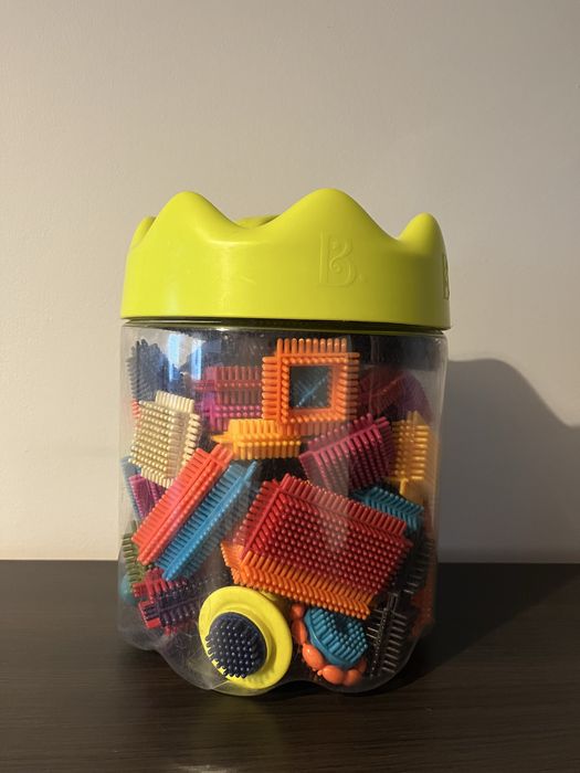 B.Toys - Stackadoos in Jar - Klocki