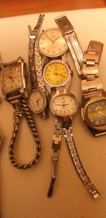 Zegarki mechaniczne i kwarcowe