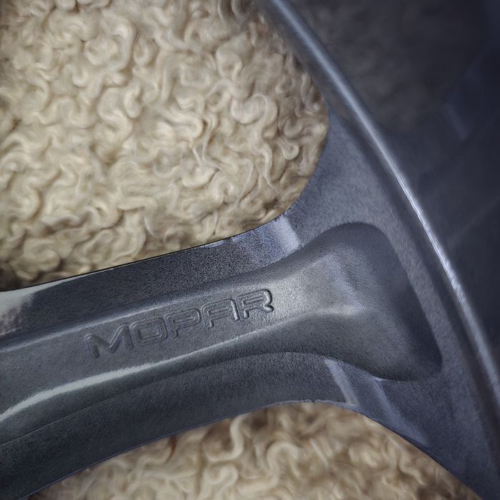 Nowe Oryginalne felgi Mopar 20 cali pacifica