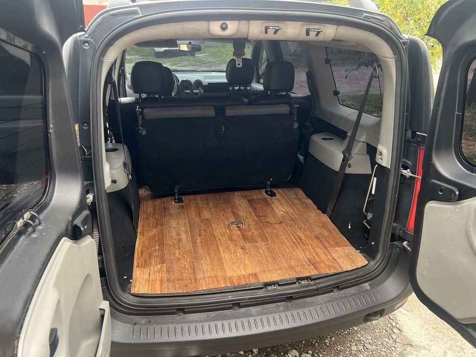 Продам Dacia Logan 2009