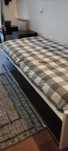Cama solteiro com duas gavetas, 90 x 200