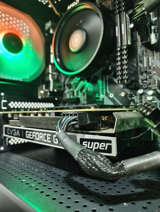 PC Gaming | GTX 1660 Super | Ryzen 7 | 16gb RAM