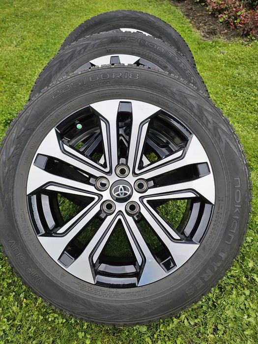 Koła opony felgi 225/60 R18 toyota rav-4