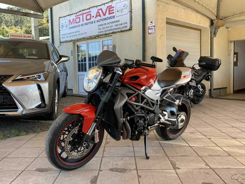 MV Augusta Brutale 1090RR