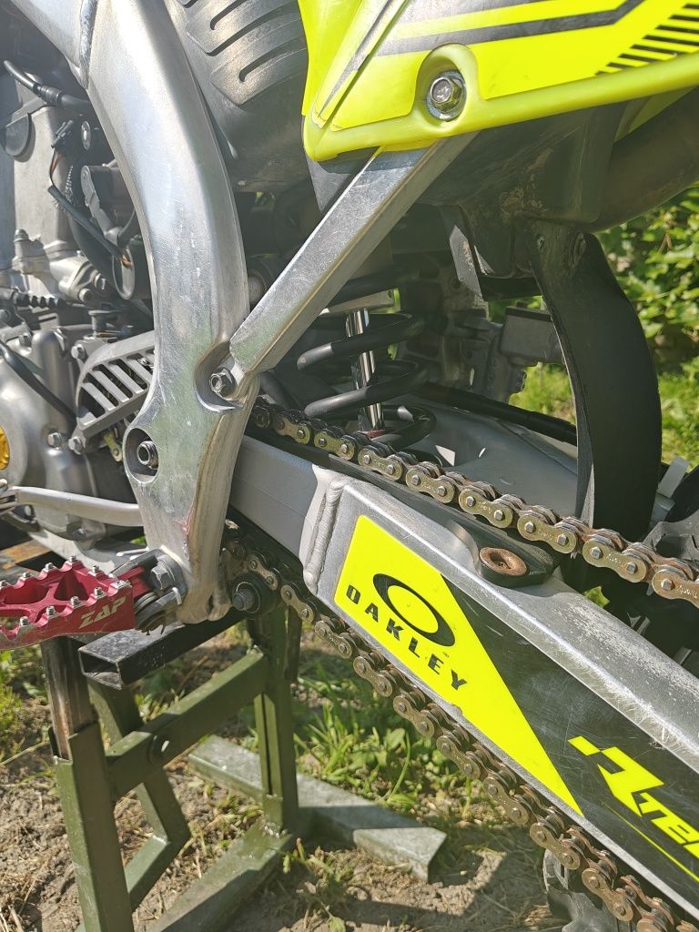 Suzuki RM-Z 250 2012 кросовий мотоцикл кросс Сузукі рмз 12