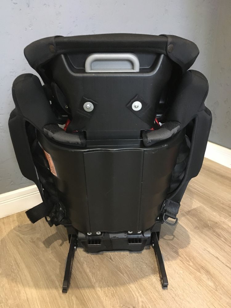 Recaro Monza Nova 2 Seatfix Reha Thomashilfen 15-50kg rehabilitacyjny