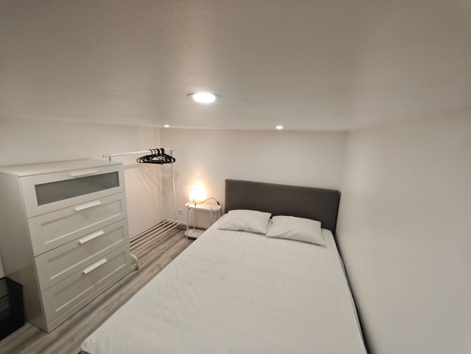 T0 pequeno apartamento loft minimalista