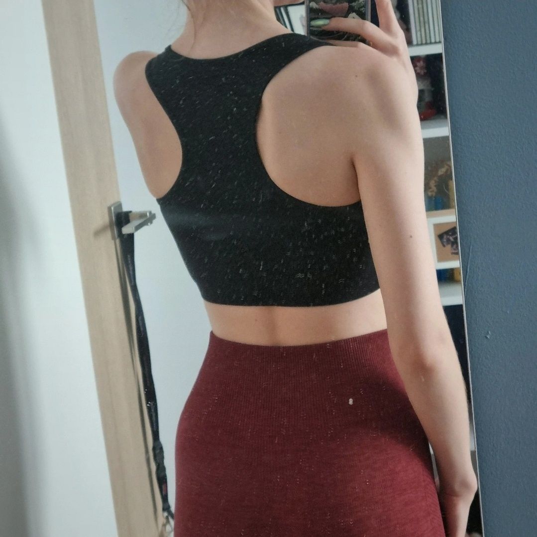 czarny stanik top sportowy siksilk s zabudowany