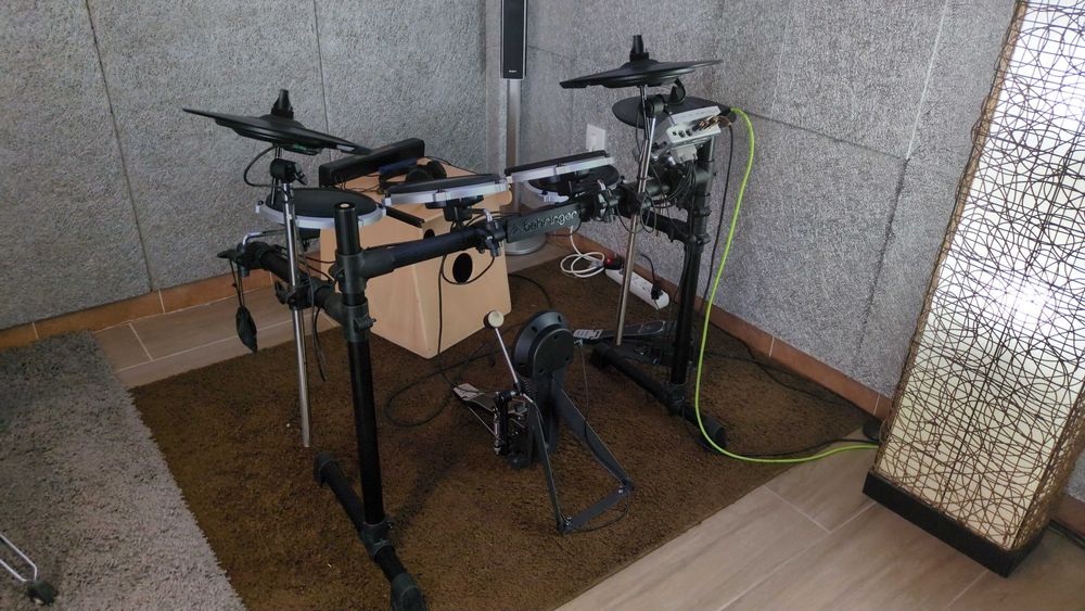 Bateria eletrónica behringer