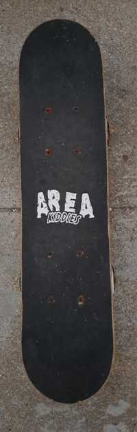 Skate Criança : Area : 4 Rodas : 55cm
