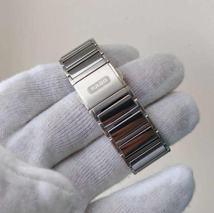 Жіночий годинник Rado Diastar 160.0429.3 Jubile Diamonds Ceramic