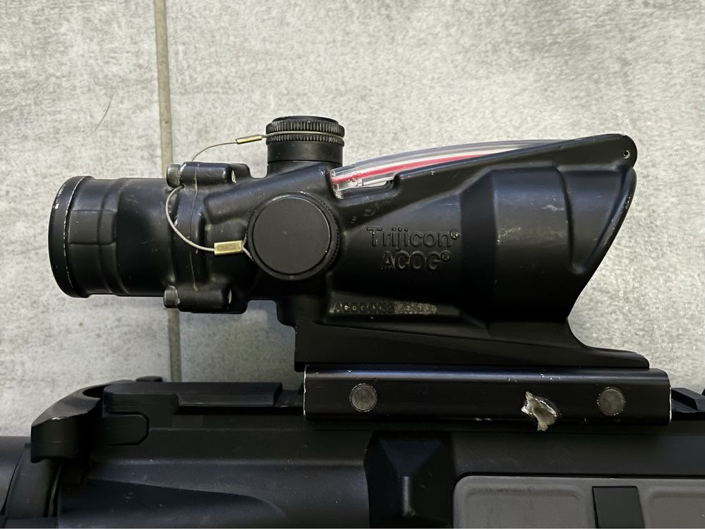 Коллиматорный прицел Trijicon ACOG 4x32