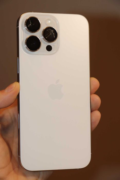 Apple iPhone 16 Pro Max 256GB White Titanium, заблокирован по ID!