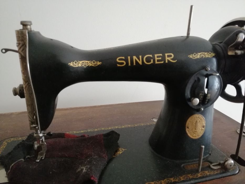 Máquina costura Singer