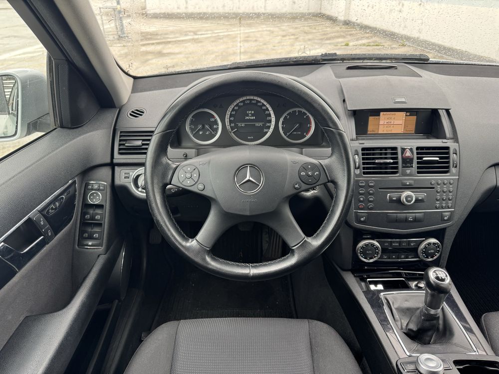 Mercedes C 220 cdi 170km Manual 2009 rok niskie spalanie alufelgi