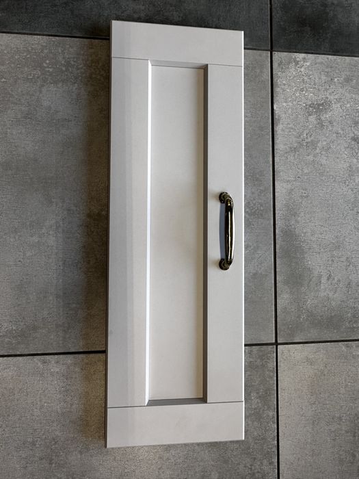 Front Ikea Lerhyttan