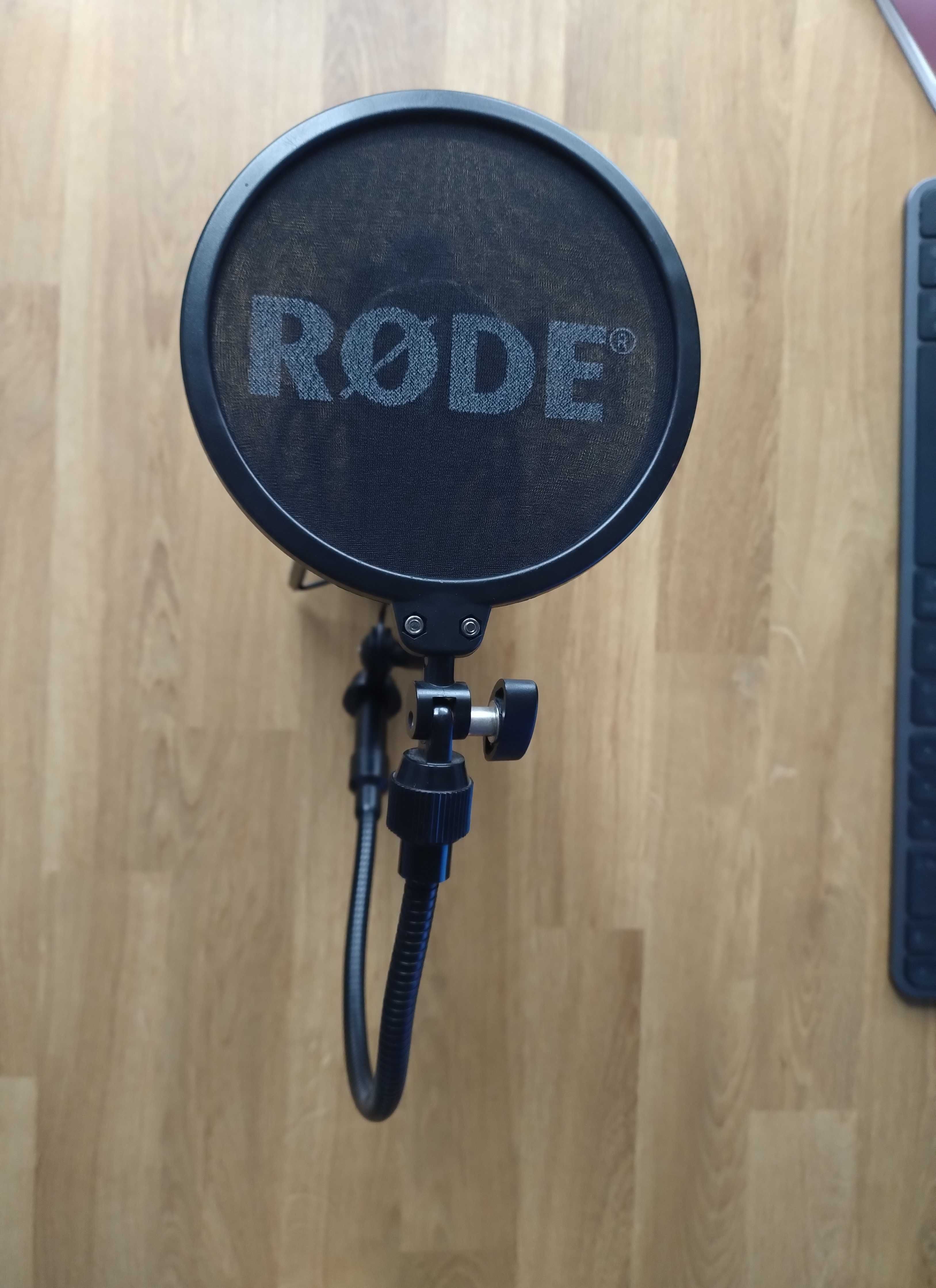 Uchwyt mikrofonowy z pop filtrem na bazie Rode SM6