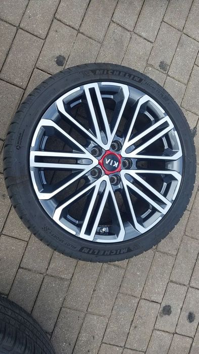FELGA KIA PROCEED PRO CEED 18 CALI 7.5J ET55 52910-J7500