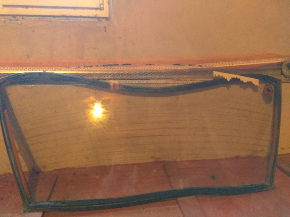 Скло стекло заднє автомобільне опель